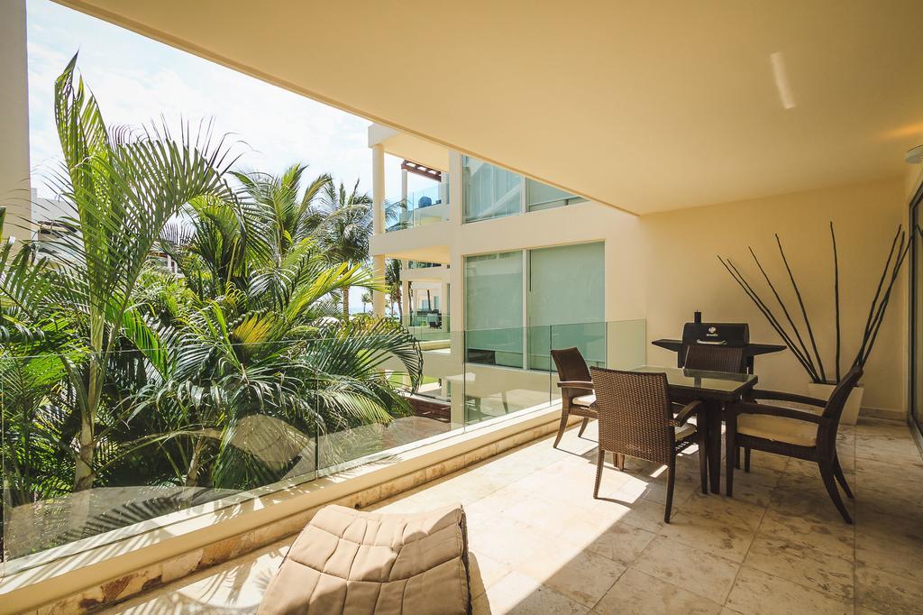 Infinity Pool And Private Beach Club - Luxury Complex The Elements Condos - Gh8 Playa del Carmen Exterior photo